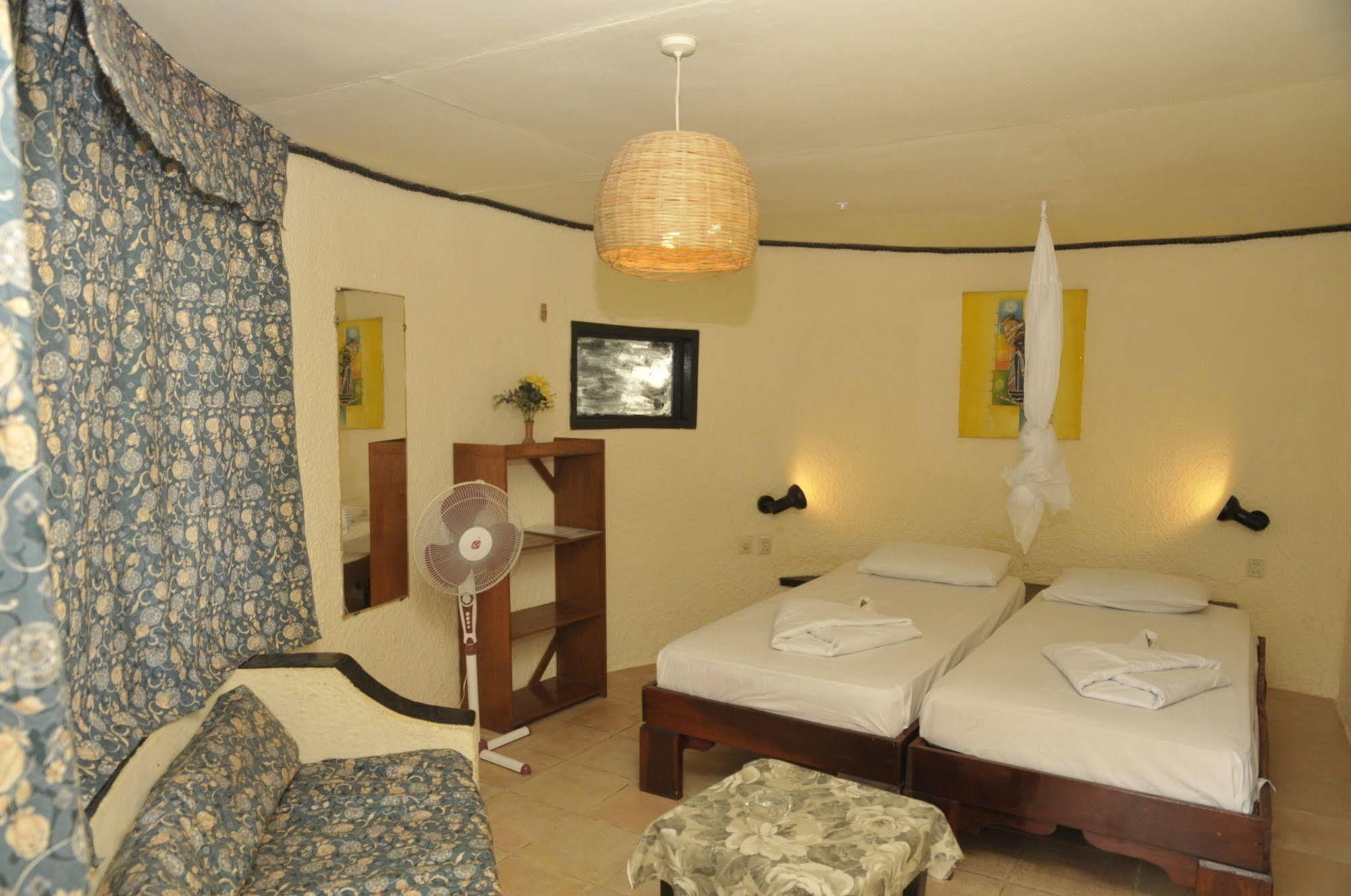African Village Hotel Bakau Exterior photo
